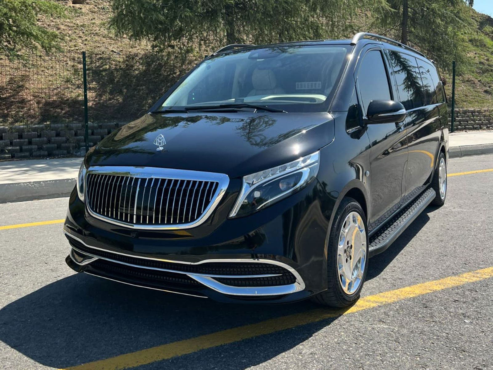 Maybach body kit detail